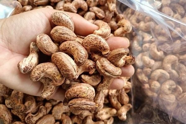 VINACAS kiến nghị tiếp tục xem xét điều chỉnh hạn chế nhập khẩu nhân điều sơ chế